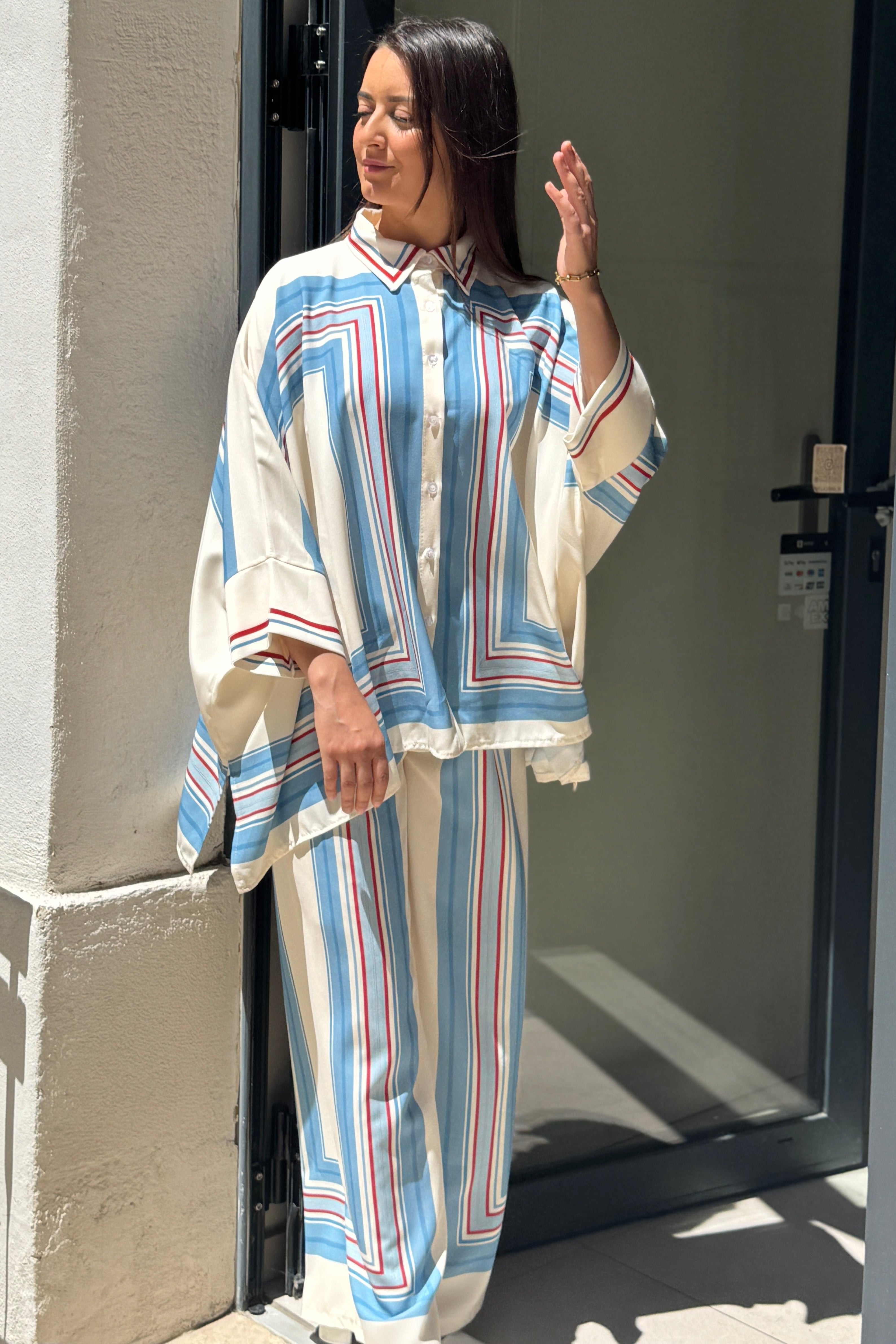Ensemble EMMA bleu claire